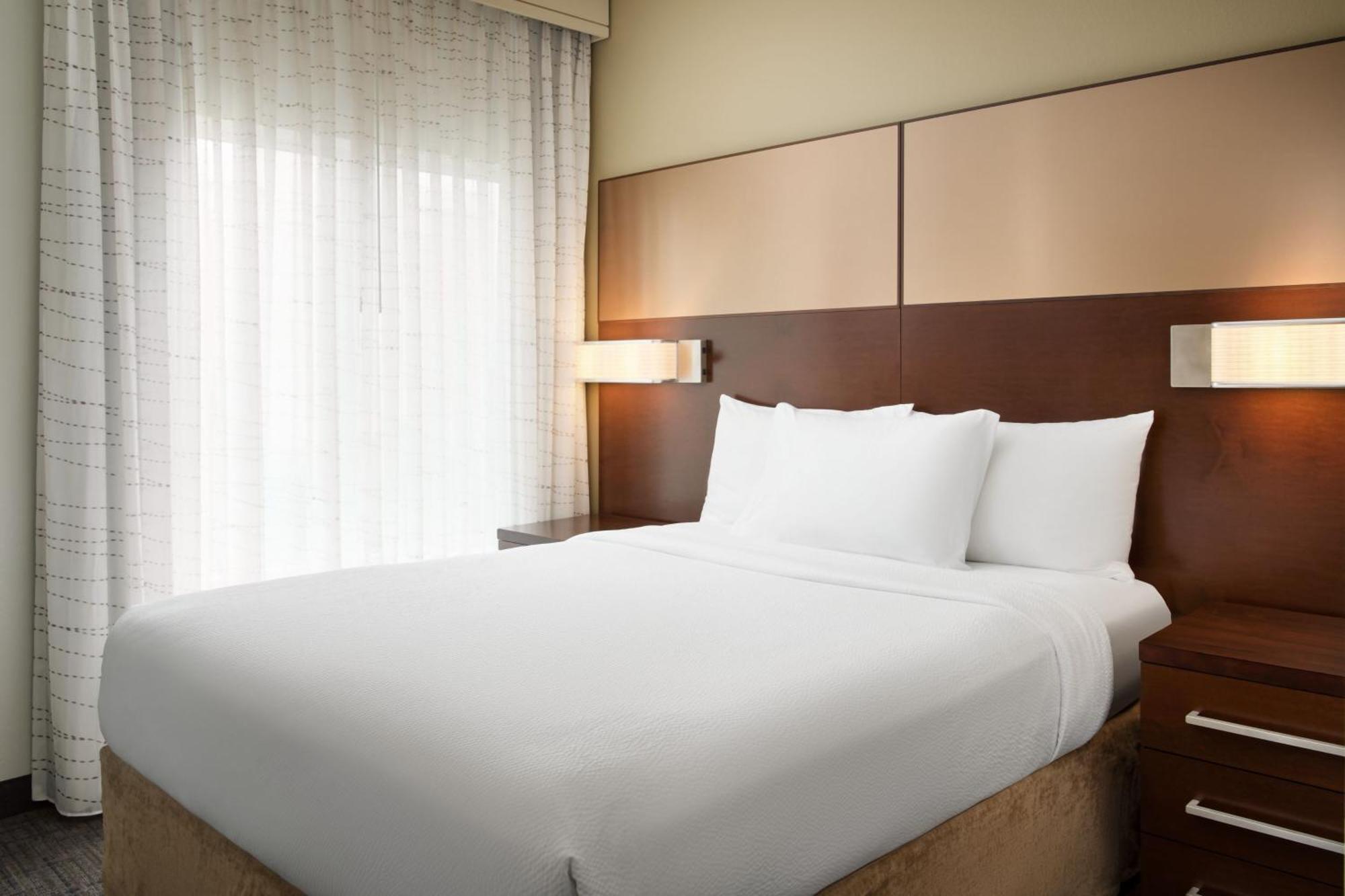Residence Inn By Marriott Fort Myers At I-75 And Gulf Coast Town Center Estero Dış mekan fotoğraf